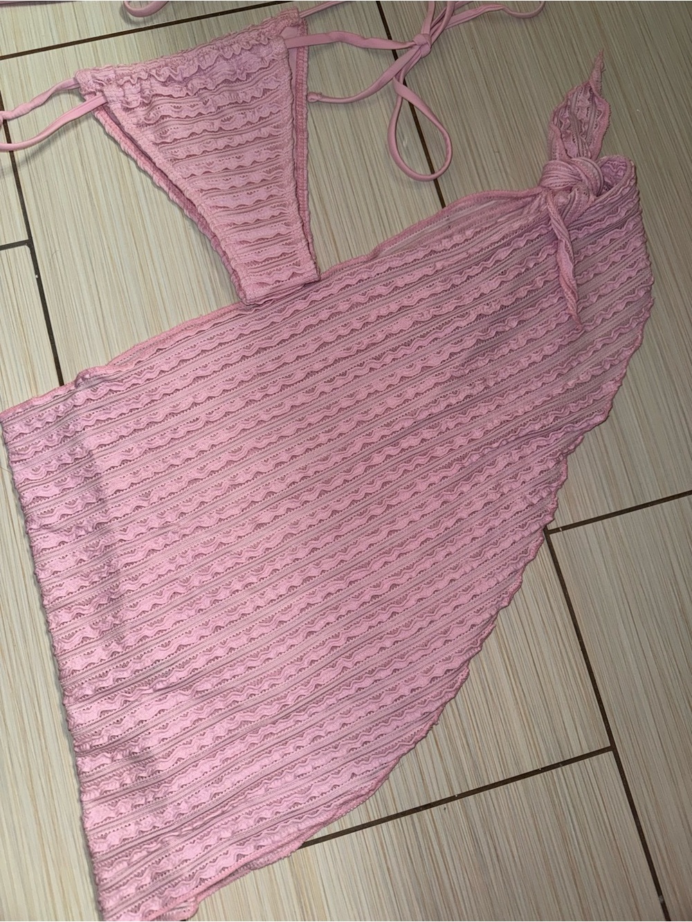 3 Piece Pink Triangle Bikini Set with Matching Sarong Size Small - Picture 4 of 7
